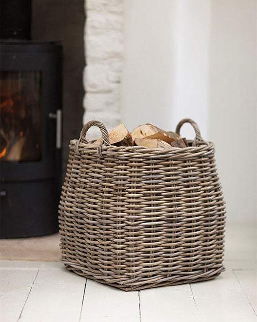 Perfect for storing logs, this large rattan basket combines natural charm with functionality. Its sturdy construction and generous size make it ideal for holding firewood, while the rustic design adds a cosy, stylish touch to your home. Perfect for beside the fireplace or in the living room.