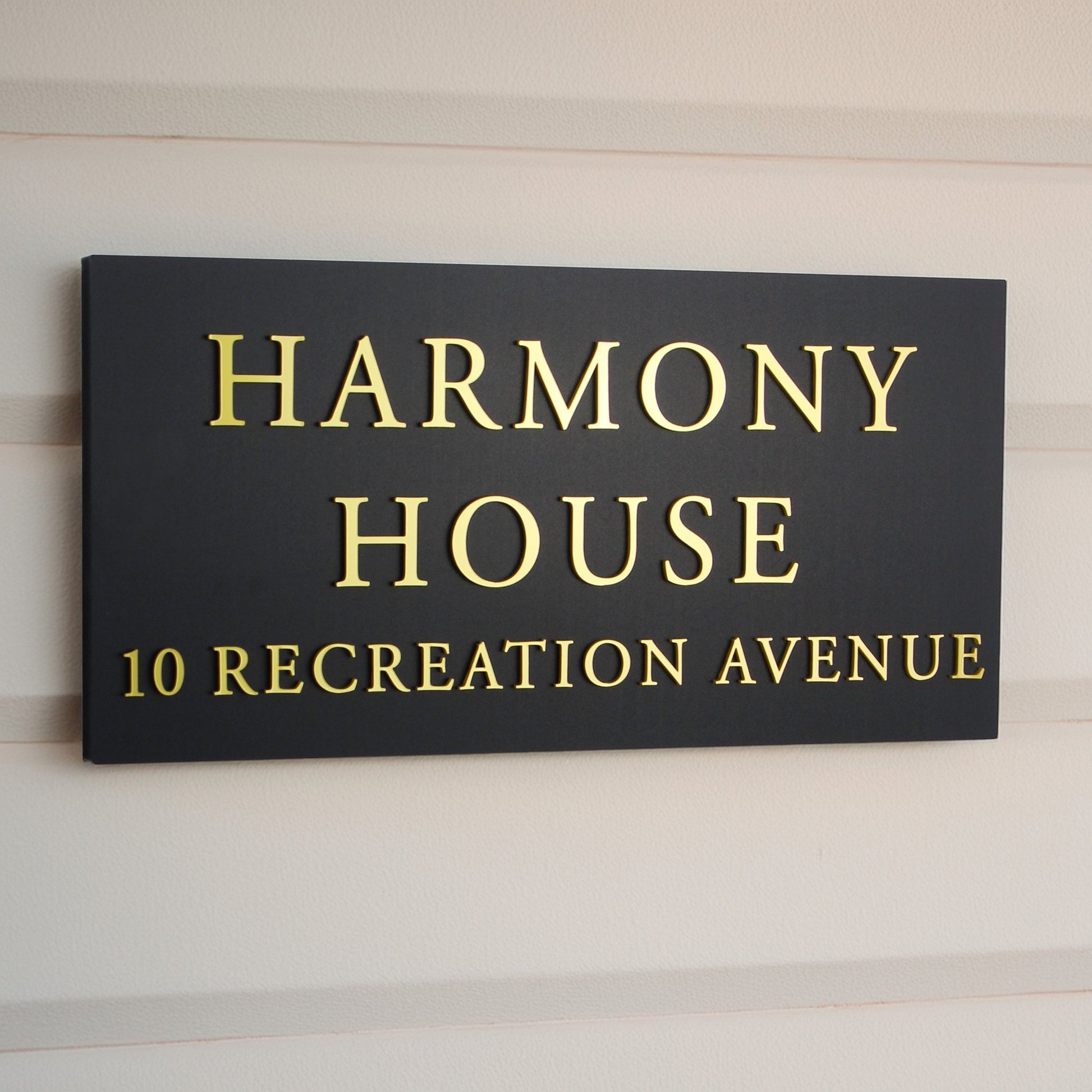 Large Personalised Raised Design House Sign - Mac and Lilly