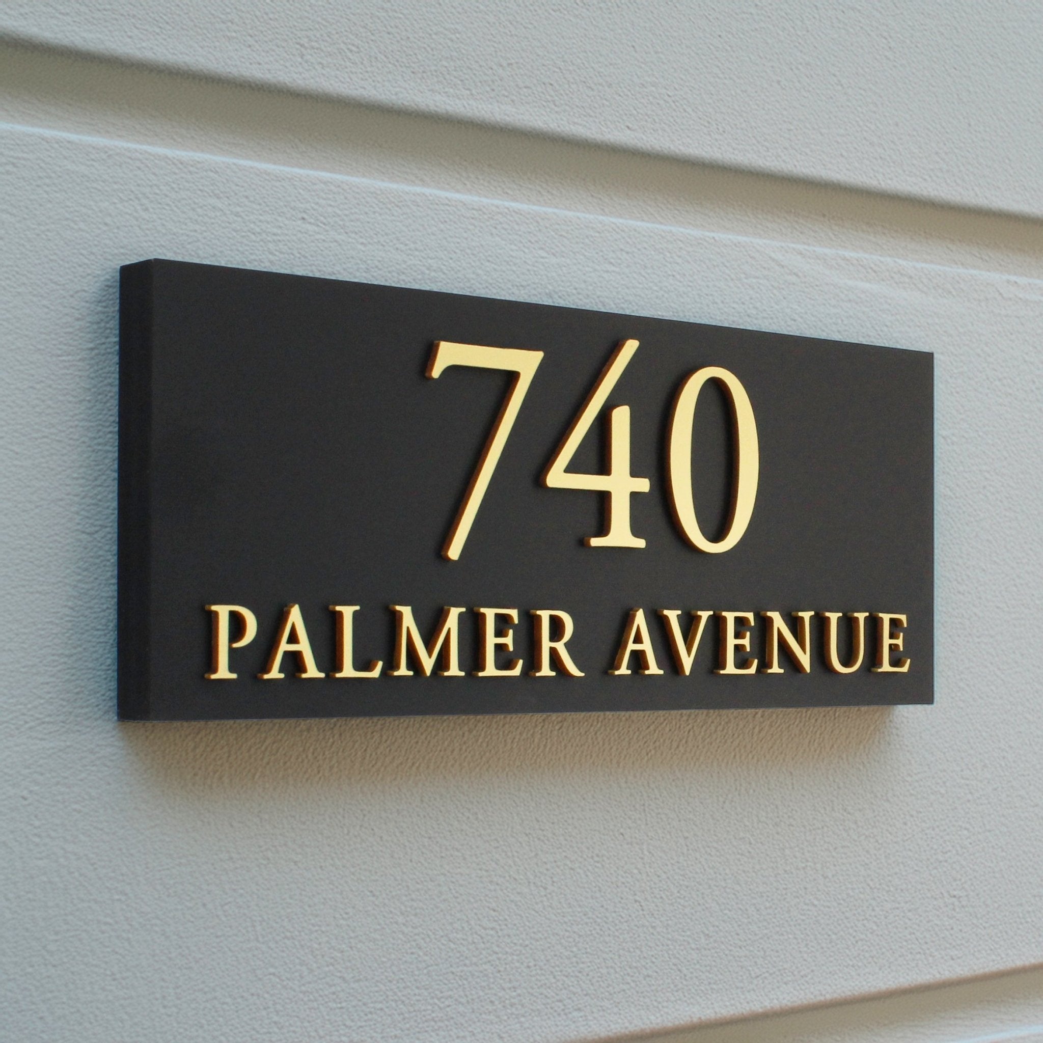 Personalised Raised Design House Sign - Mac and Lilly