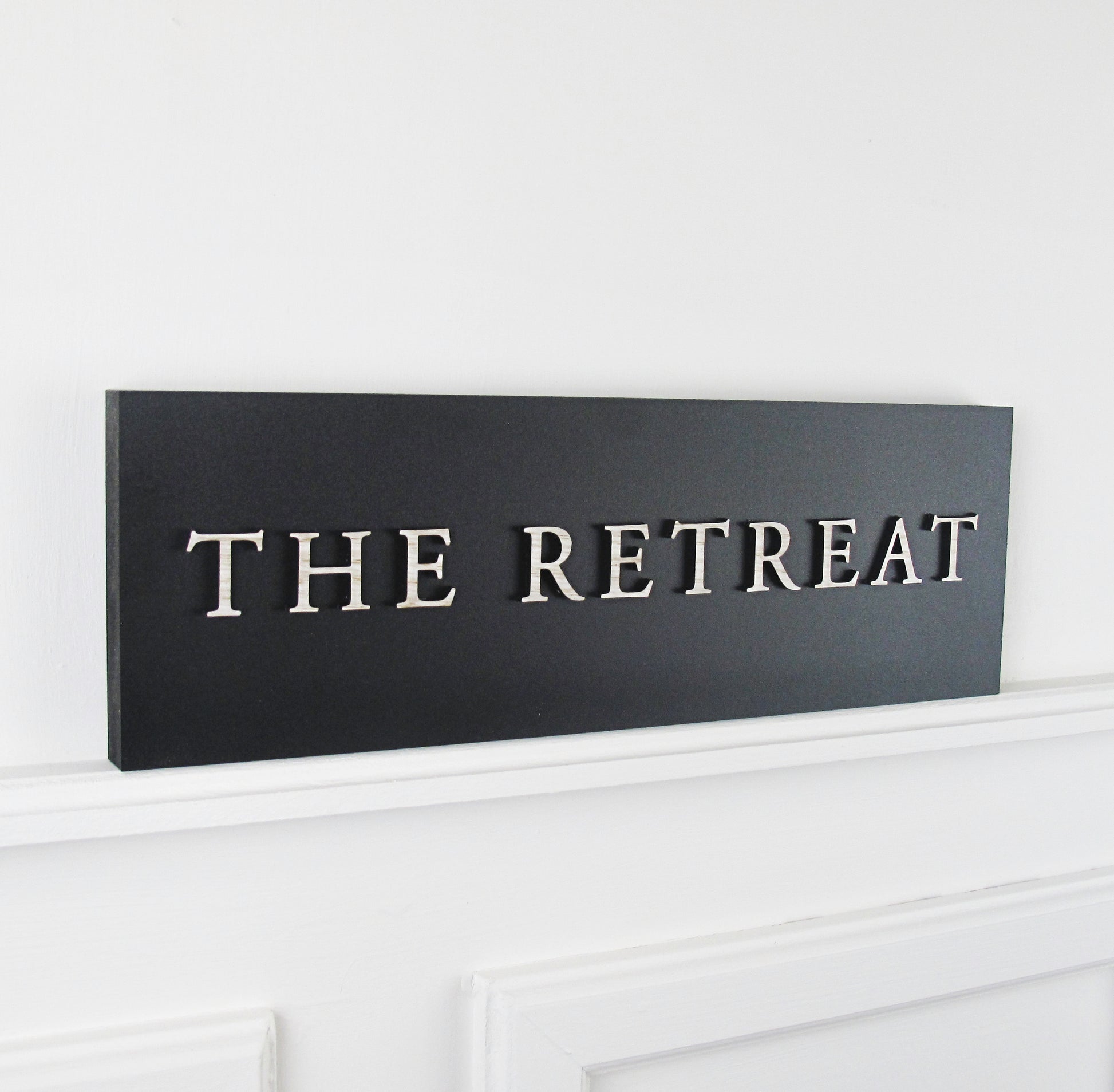 Timeless outdoor house sign with wood-effect raised lettering, designed for readability and curb appeal.