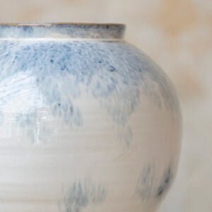 Cassis Stoneware Vase – Blue & White - Mac and Lilly