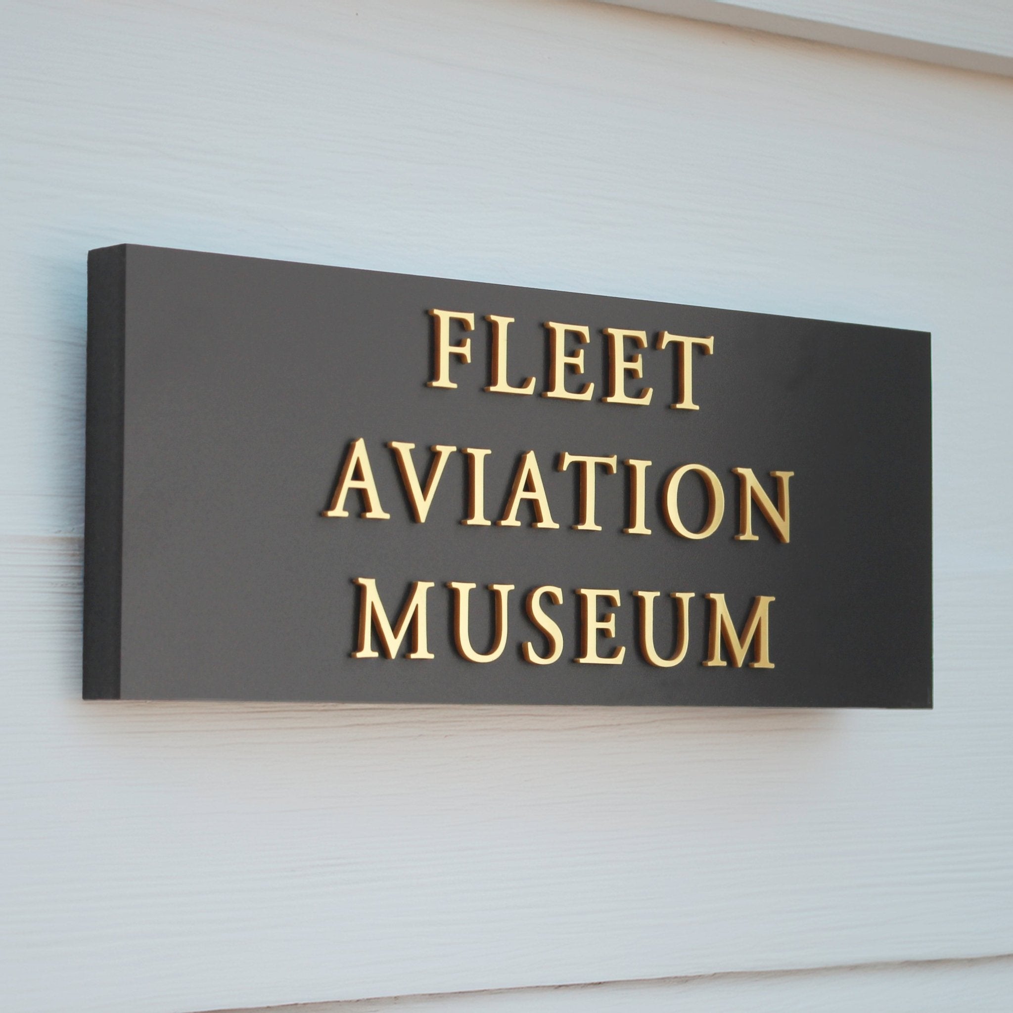 Personalised Raised Design House Sign - Mac and Lilly