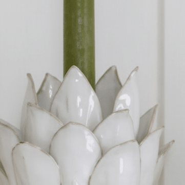 🔍Petal Ceramic Candle Holder – White - Mac and Lilly