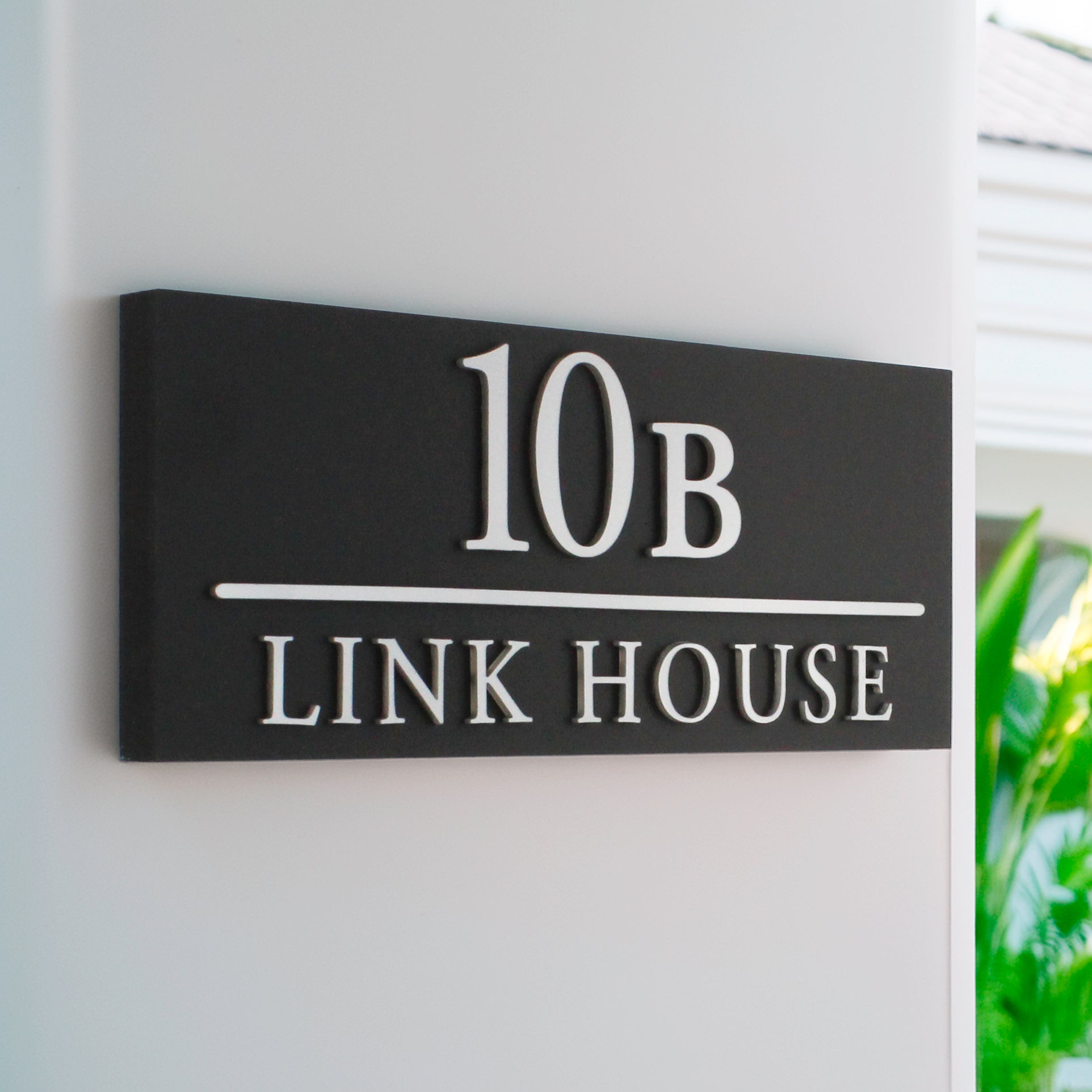 Classic House sign - Parallel Line