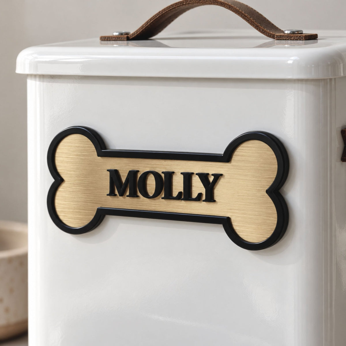 Personalised Pet Food Bin with Scoop – Medium or Large with Scoop - Mac and Lilly