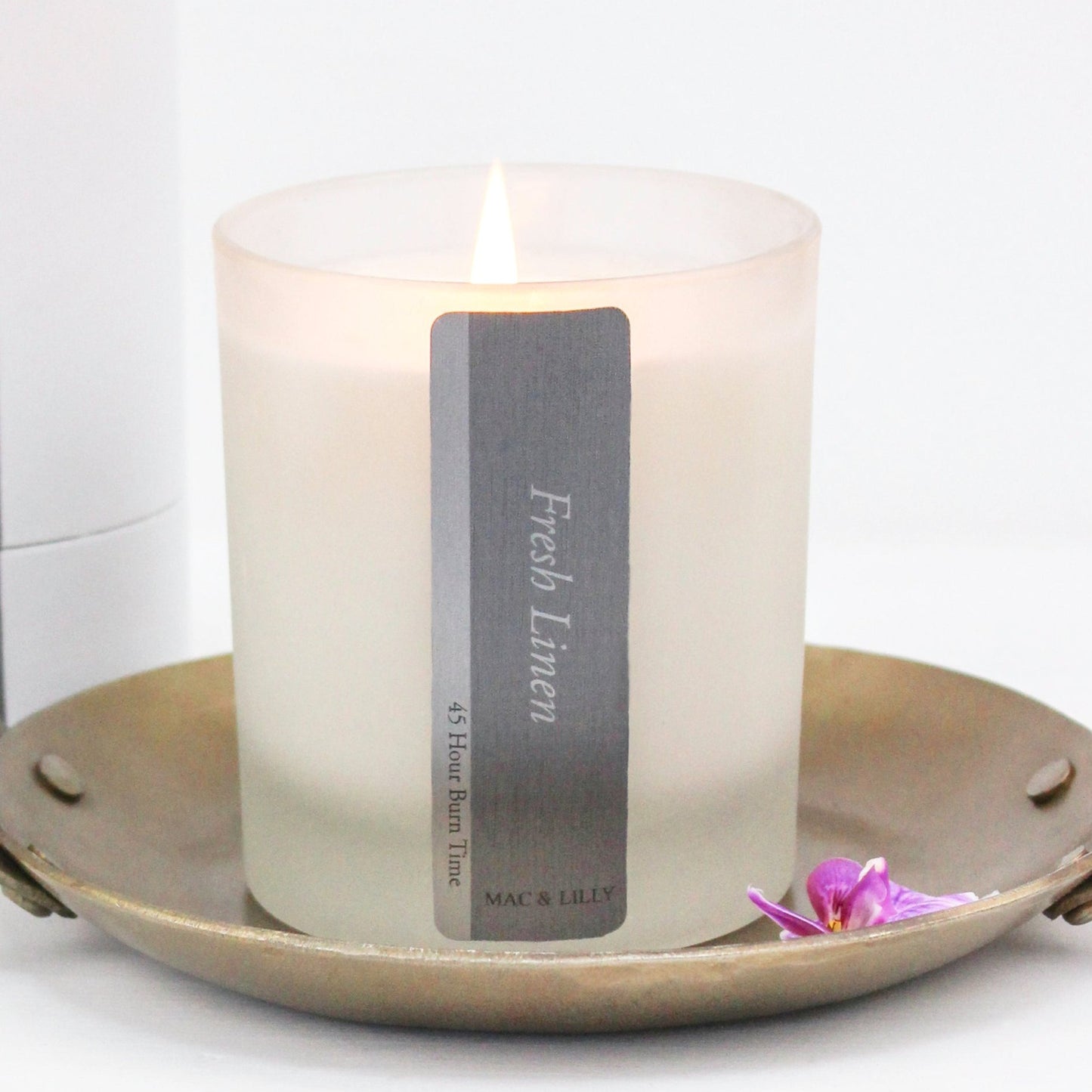 Fresh Linen Soy Wax Scented Candle  - 45 Hours Burn Time