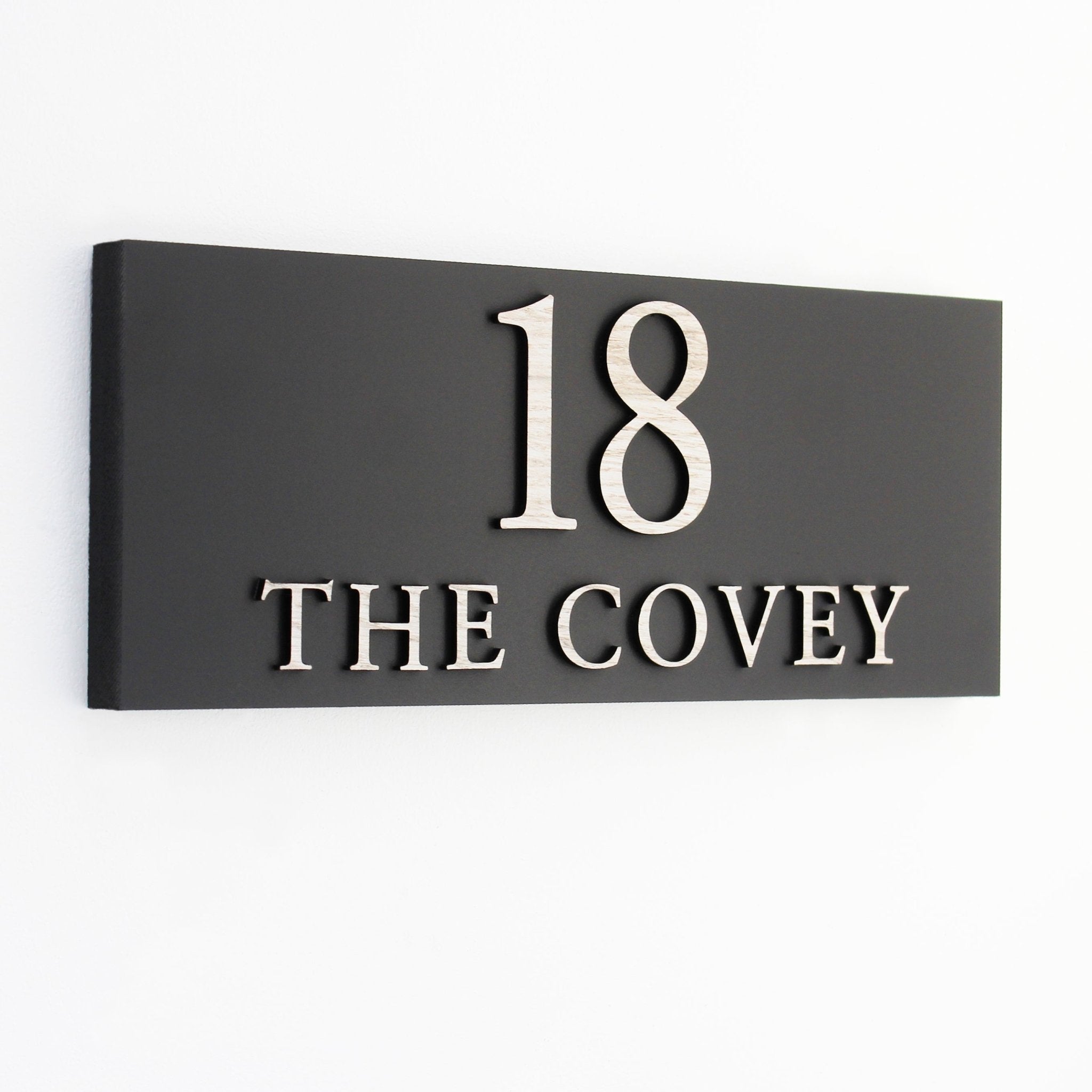 Personalised Raised Design House Sign - Mac and Lilly