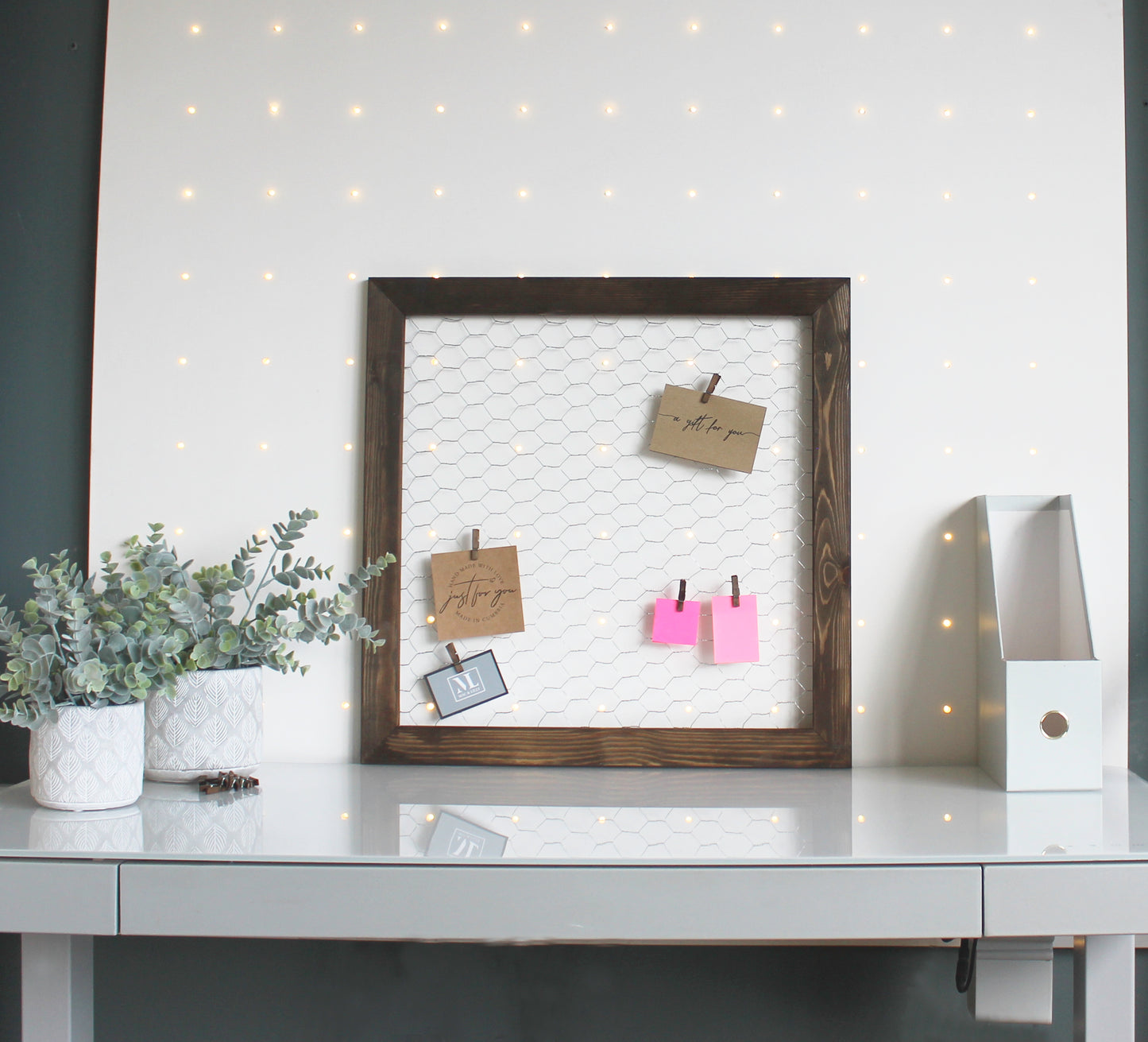 French Style Rustic Wire Memo Board - With Pegs